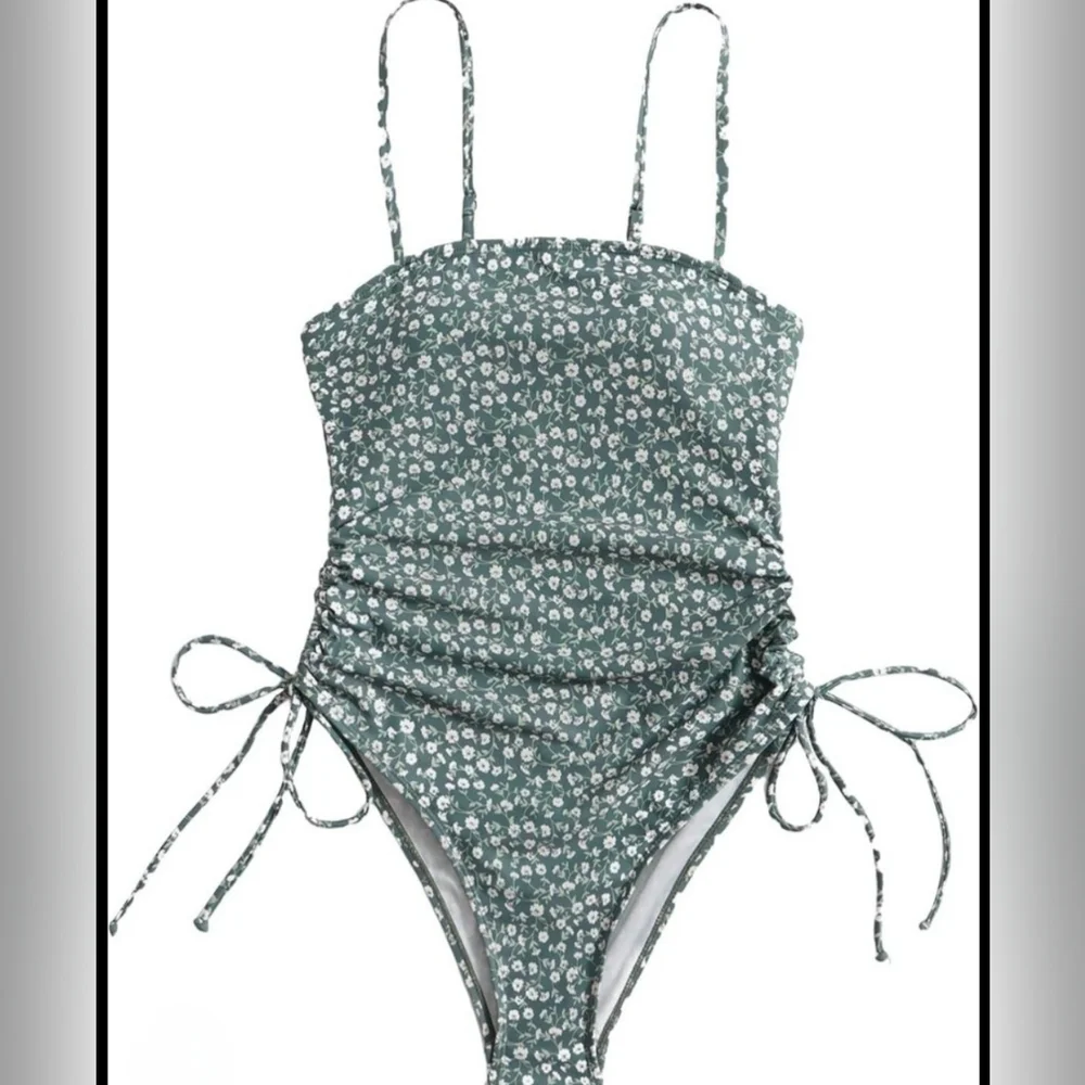 SWIMSUIT One Piece L green white floral ruched sides adjustable cottagecore VGUC